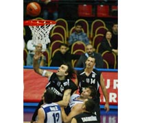 Akatlar’da Dev Maç