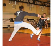 Hentbol’da Zirve Yine Bizim