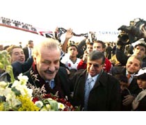 Çiçekli Karşılama