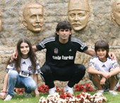 “İnsanın akıllısına, deli derler”