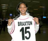 Kara Braxton İstanbul’da 
