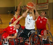 Beşiktaş:76 İzmir Büyükşehir Bld.:69
