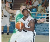Beşiktaş Cola Turka:66 Tuborg:77 