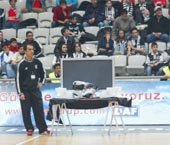 Plazma TV Talihlisi Ödülünü Alacak