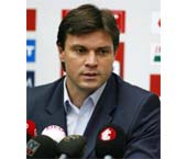 “İyiler Sendeler Ama Asla Yıkılmazlar”