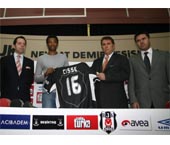 Cisse signed the contract.