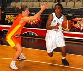 Beşiktaş Cola Turka:80 Sony Athinaikos: 75