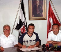 Niyazi resmen Beşiktaşlı