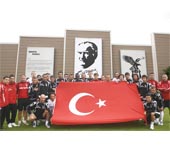 Oyuncularımız Cumhuriyeti Kutladı