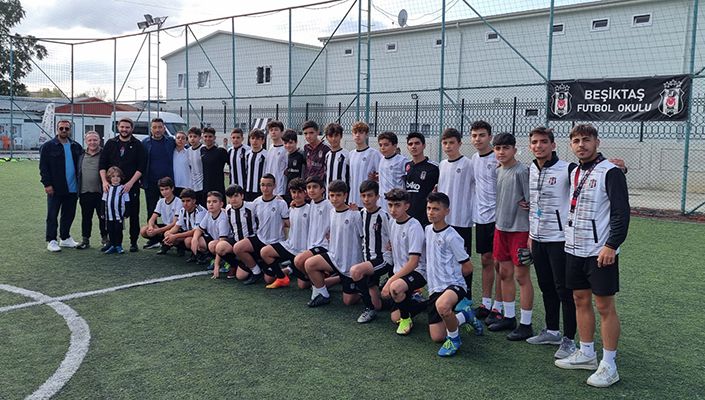 Asbaşkanımız Serhan Çetinsaya’dan Kağıthane Futbol Okulumuza Ziyaret