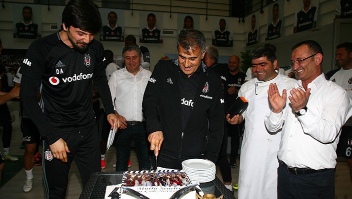 Teknik Direktörümüz Şenol Güneş’in Doğum Günü Kutlandı