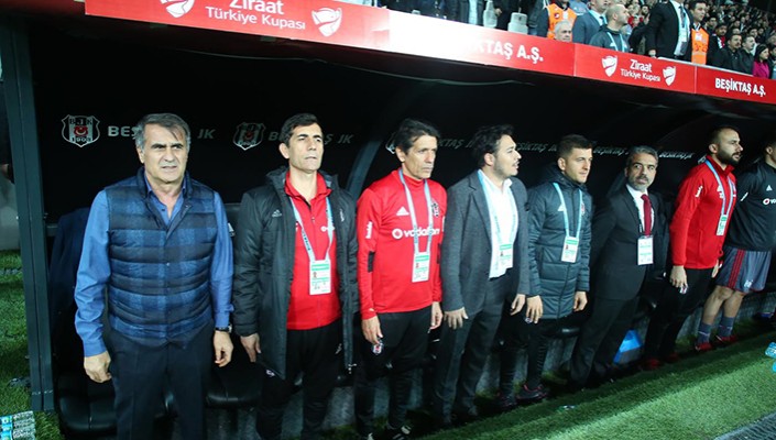 Şenol Güneş: ‘Tüm oyuncularıma teşekkür ediyorum’