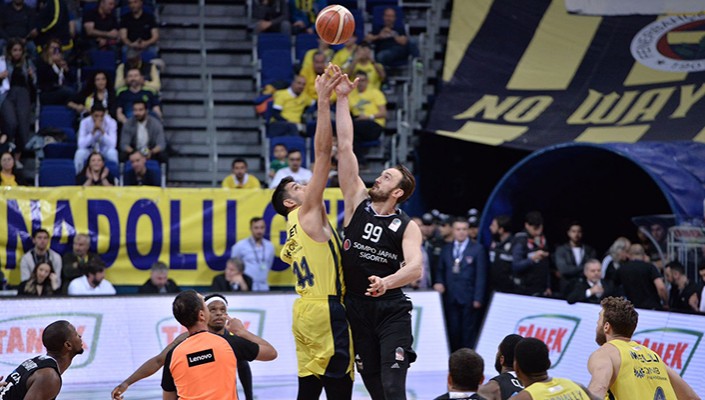 Fenerbahçe:83 Beşiktaş Sompo Japan:60