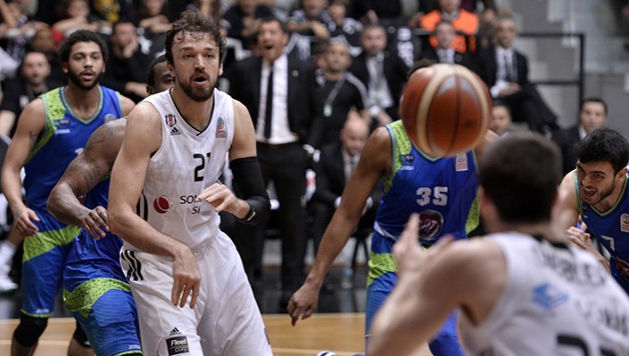 Beşiktaş Sompo Japan:59 Tofaş:60