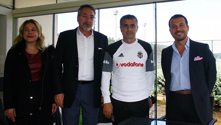 Temsa Genel Müdürü Dinçer Çelik'ten Futbol Takımımıza Ziyaret