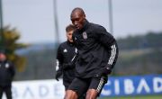 Beşiktaş Injury Update on Atiba Hutchinson 