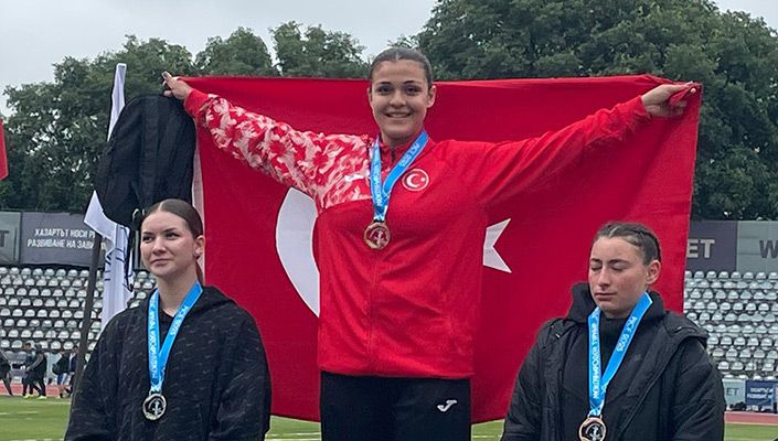 Atletimiz Ezgi Gözükaya, Mladost U-18 Meeting Yarışması’nda Şampiyon Oldu