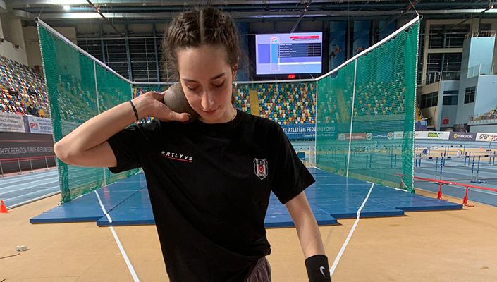 Atletizm Takımımızdan Türkiye Salon Olimpik Deneme Yarışmasında Üç Derece