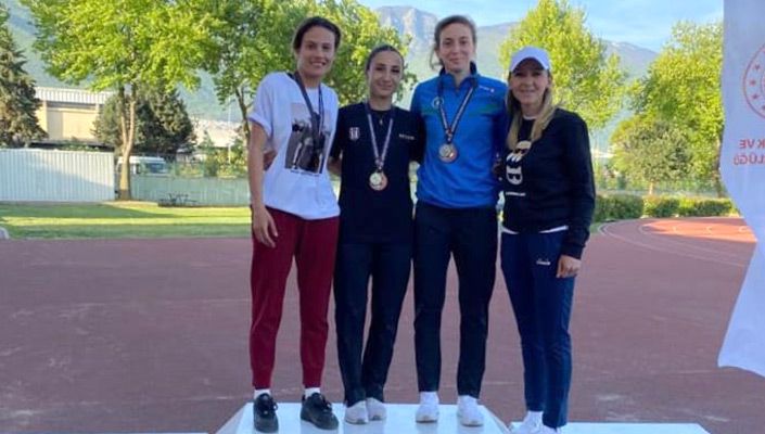 Atletizm Takımımızın Sporcuları Miray Kesim İle Ezgi Öz Türkiye Şampiyonu Oldular