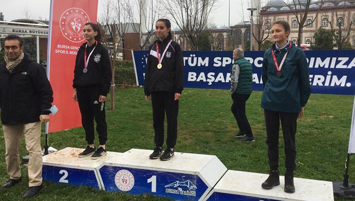Atletizm Takımımızın Sporcusu Ceyda Melek Pınar’dan Birincilik