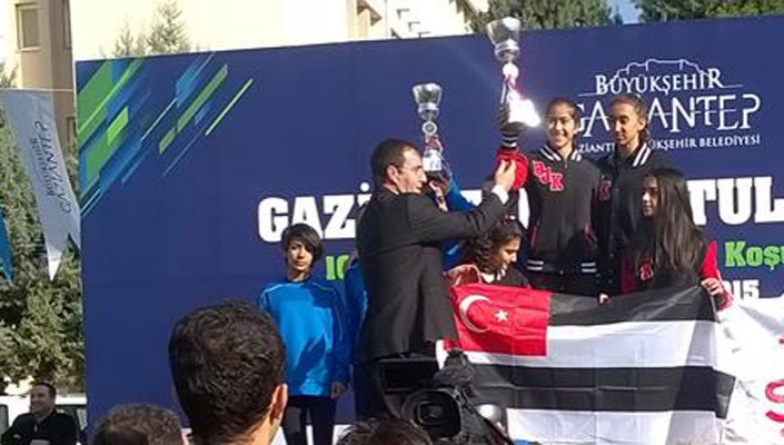 Atletizmde Küçük Kız Takımımız Türkiye Şampiyonu Oldu