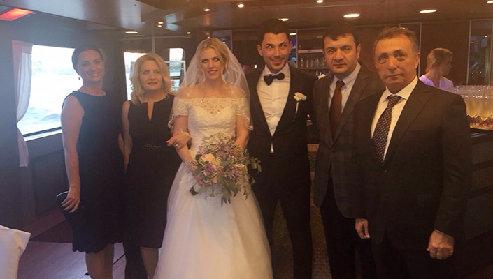 Tolgay Arslan Evlendi