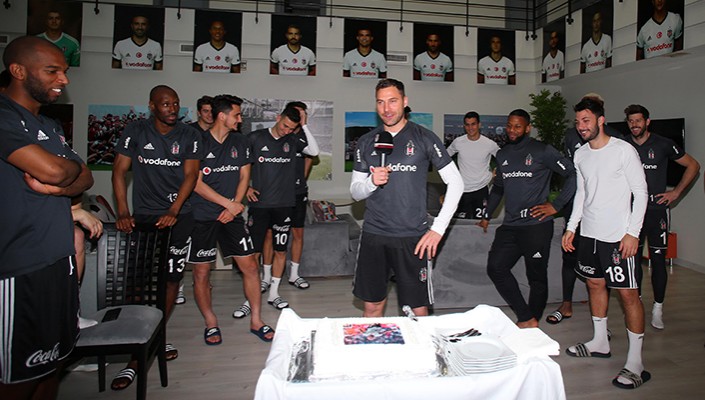 Dusko Tosic’in Doğum Günü Kutlandı