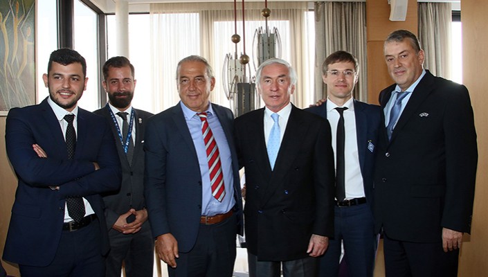 UEFA ve Dinamo Kiev Heyetleri Dostluk Yemeğinde Ağırlandı