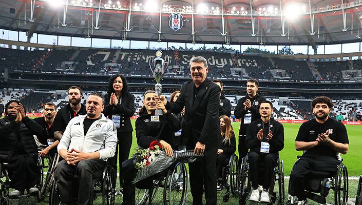 Avrupa Şampiyonu Tekerlekli Sandalye Basketbol Takımımıza Tüpraş Stadyumu’nda Kutlama