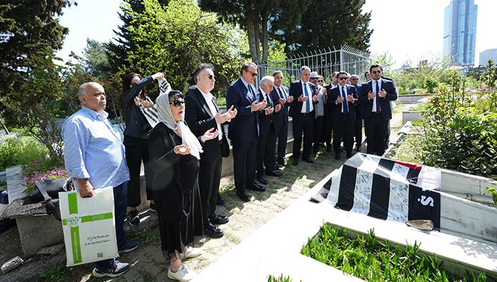 “Baba” Hakkı Yeten’i Kabri Başında Andık