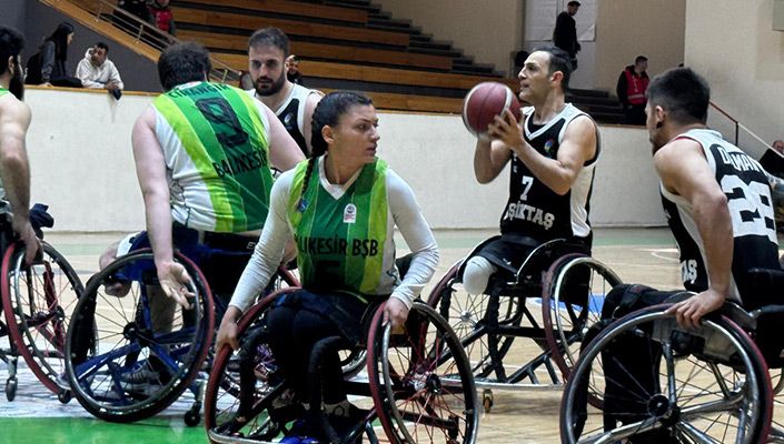 Balıkesir Bş. Belediye:40 Beşiktaş:80