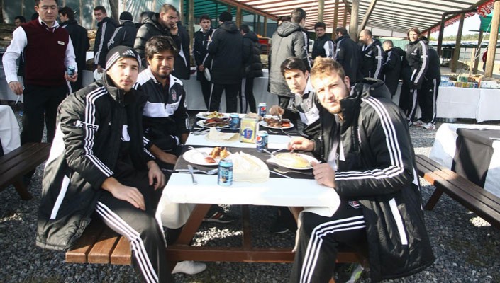 Antalya’da Barbekü Partisi