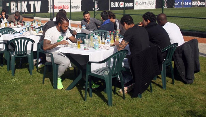 Ümraniye’de Barbekü Partisi