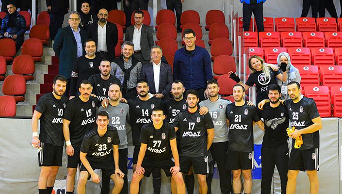 Başkanımız Ahmet Nur Çebi, Beşiktaş Aygaz Takımımızın Maçını İzledi