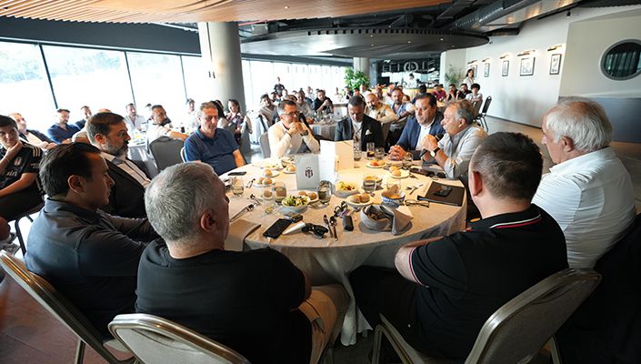 Başkanımız Ahmet Nur Çebi, Beşiktaş Derneklerinin Başkanları ve Yöneticileriyle Buluştu
