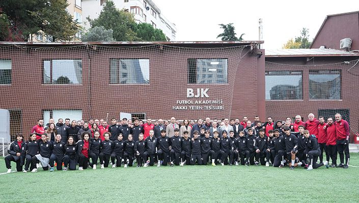 Başkanımız Ahmet Nur Çebi, Fulya’da Teknik ve İdari Kadrolarımız ile Sporcularımızla Buluştu