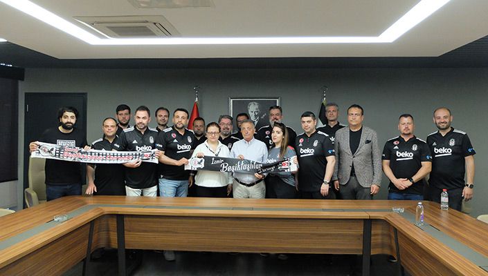 Başkanımız Ahmet Nur Çebi, İzmirli Beşiktaşlılarla Bir Araya Geldi