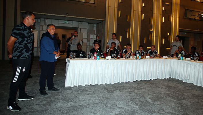 Başkanımız Ahmet Nur Çebi, Trabzon’da Futbol Takımımızla Buluştu