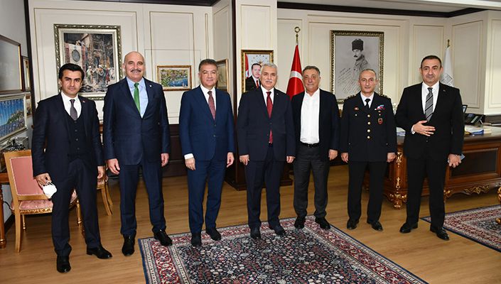 Başkanımız Ahmet Nur Çebi’den Tekirdağ Valisi Aziz Yıldırım’a Ziyaret