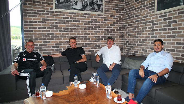 Başkanımız Fikret Orman’dan Futbol Takımımıza Ziyaret
