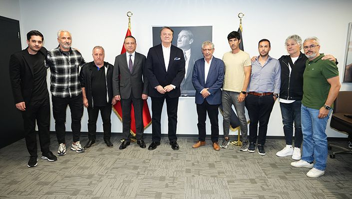 Başkanımız Hasan Arat, Eski Teknik Direktörümüz Fernando Santos’la Vedalaştı