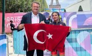 Başkanımız Hasan Arat, Paris Olimpiyat Oyunları’nda Ülkemizi Temsil Eden Güreşçimiz Nesrin Baş’la Buluştu