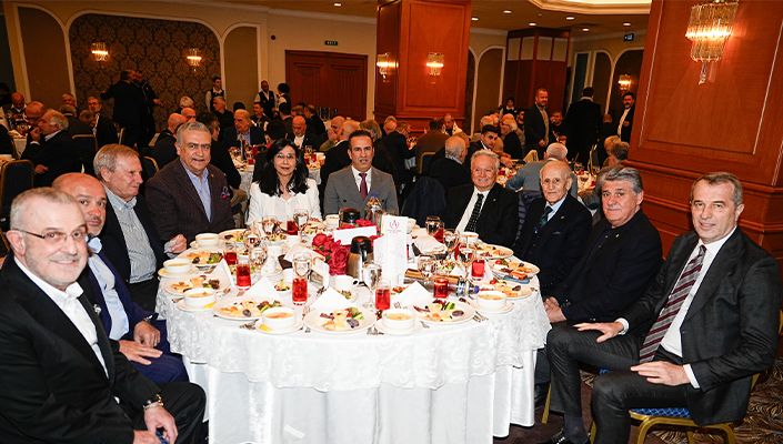 Başkanımız Serdal Adalı, Divan Kurulu Başkanımız Ahmet Ürkmezgil’in İftar Programına Katıldı