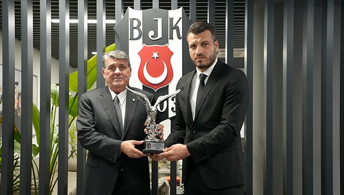 Başkanımız Serdal Adalı, Emektar Hentbolcumuz Ozan Arifoğlu ile Buluştu
