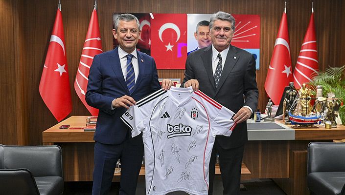 Başkanımız Serdal Adalı’dan Cumhuriyet Halk Partisi Genel Başkanı Özgür Özel’e Ziyaret