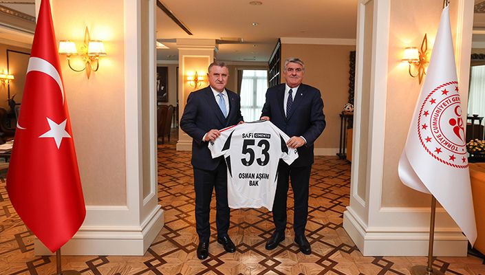 Başkanımız Serdal Adalı’dan Gençlik ve Spor Bakanı Dr. Osman Aşkın Bak’a Ziyaret