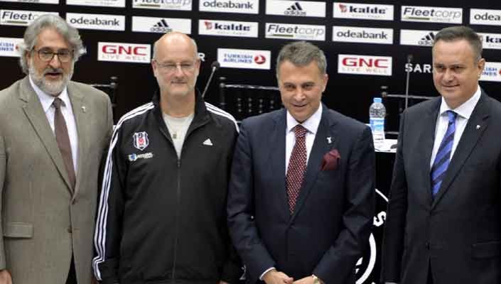 Henrik Dettmann, Başkanımız Fikret Orman’ın Katıldığı Törenle Sözleşme İmzaladı