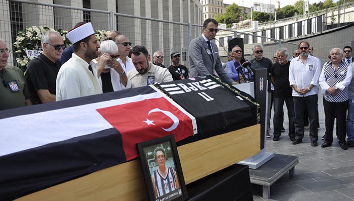 Merhum Battal Durusel İçin Vodafone Park’ta Tören Düzenlendi