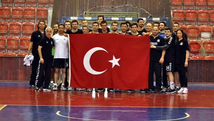 Hentbol Takımımız’dan 23 Nisan Kutlaması