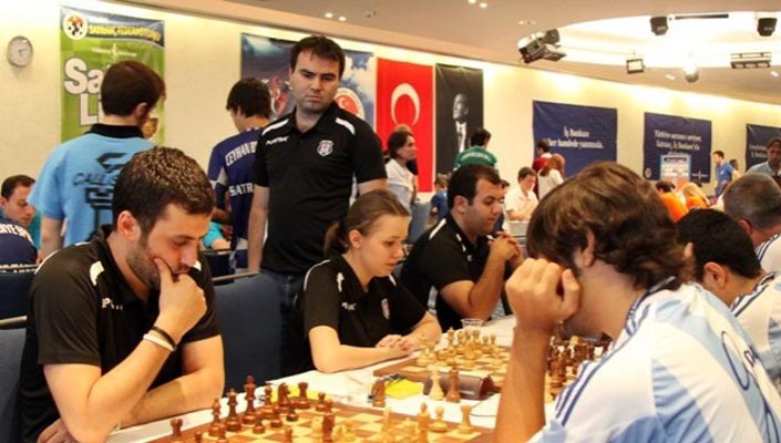 Satranç Takımımız Lider